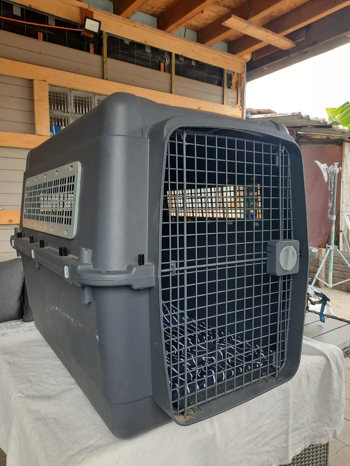 honden bench, Animaux & Accessoires, Boîtes de transport, Enlèvement ou Envoi