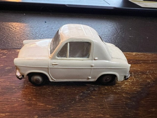 Norev 1:43 Vespa 400 miniatuur auto, Hobby en Vrije tijd, Modelauto's | 1:43, Ophalen, Auto, Norev