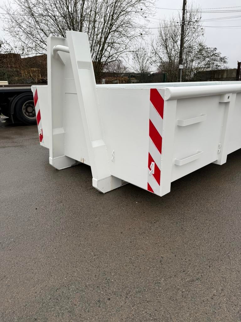 Containers conteneur benne Ampliroll, Enlèvement