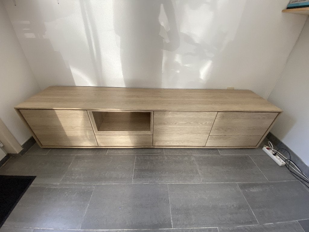 Ensemble de meubles - Meuble TV, armoire haute et table, Maison & Meubles, Enlèvement, Comme neuf, Modern