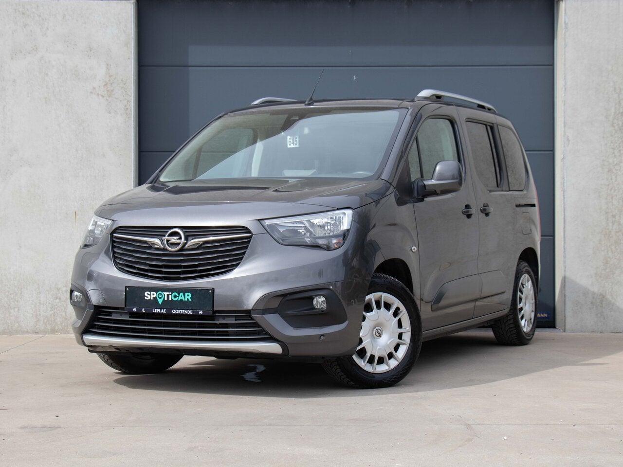 Opel Combo Life INNOVATION 1.5D MT 100PK|SENSOREN|TREKHAAK|, Autos, 0 kg, Noir, 5 places, MPV ou Monospace