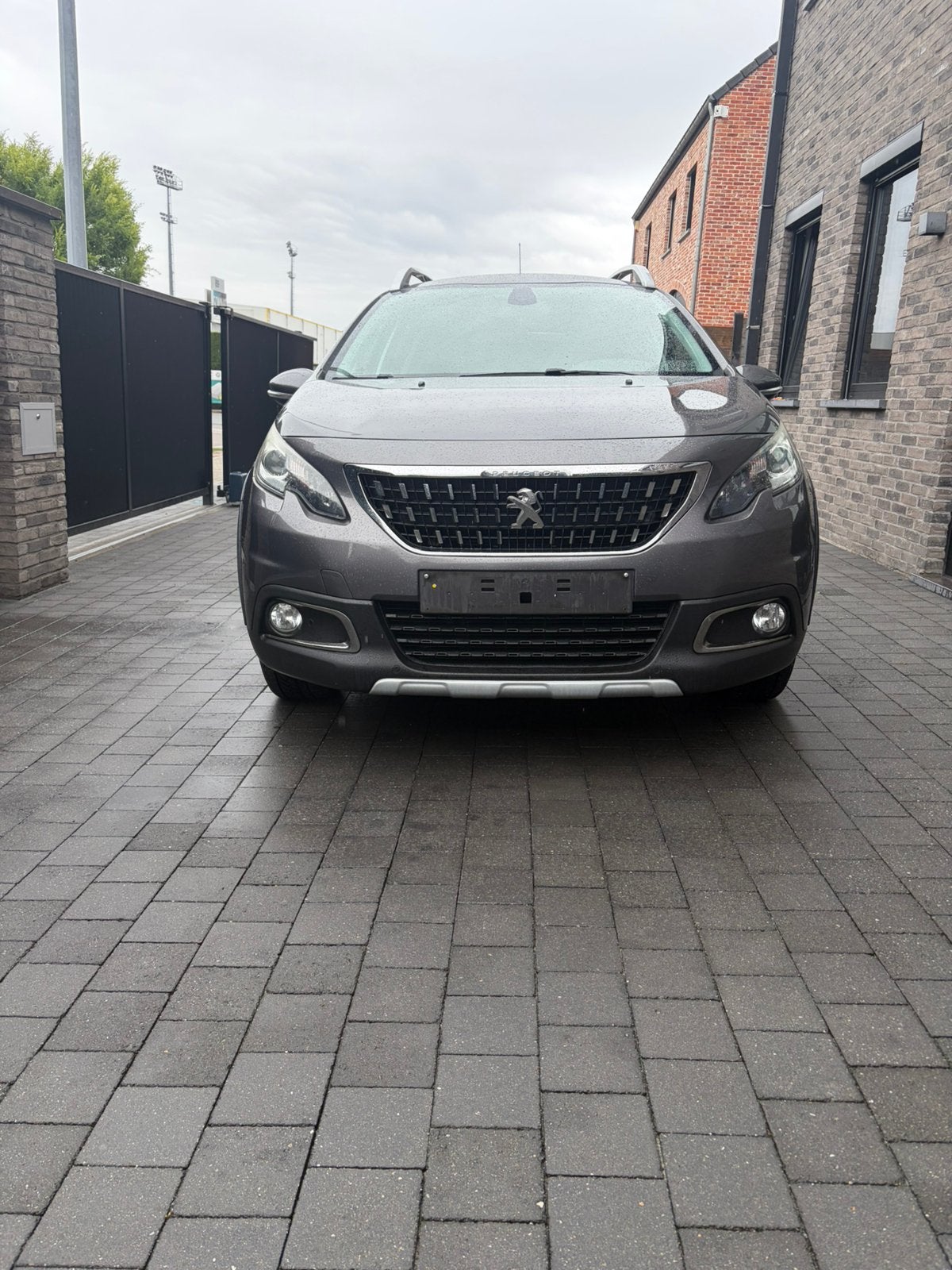 Peugeot 2008 1.2i blanco gekeurd, Voorwielaandrijving, Euro 6, Bedrijf, SUV of Terreinwagen