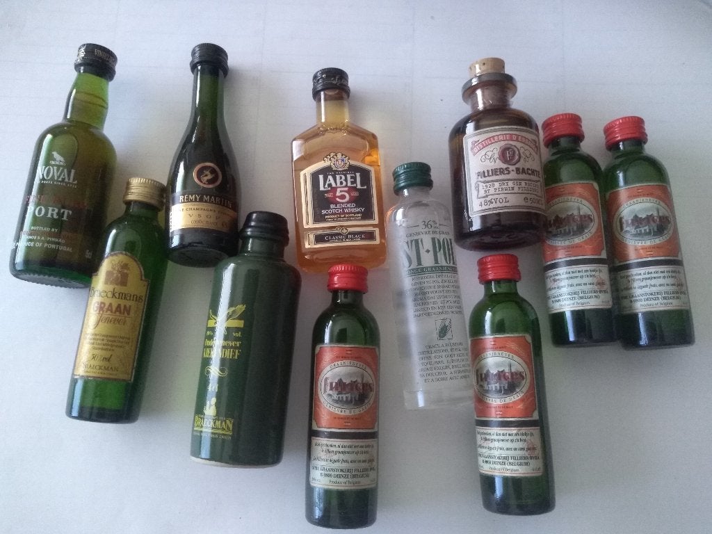 11   mIni  Drank-flesjes, Ophalen, Nieuw
