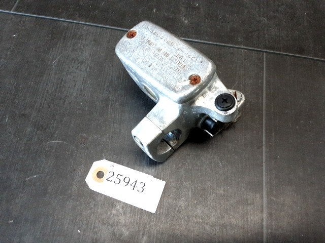 VF750C magna 1994 - 2003 Honda Rempomp D1-58350, Motos
