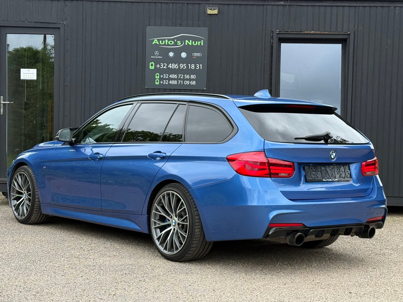 Bmw 330d lci M-pakket X-drive sport automaat diesel, Auto's, BMW, Automaat, Zwart, 2993 cc, Blauw