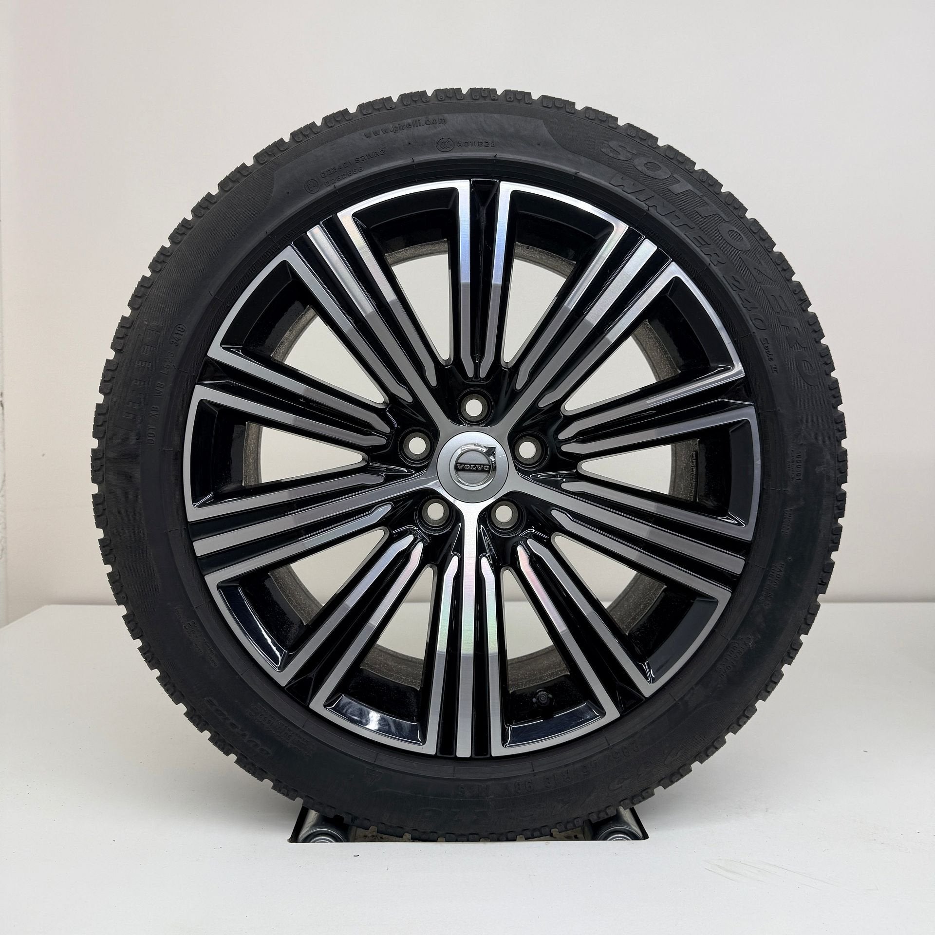 Volvo S60 / V60 - 18 inch - winterbanden, Pneus et Jantes, Pneus hiver, Enlèvement ou Envoi, Véhicule de tourisme