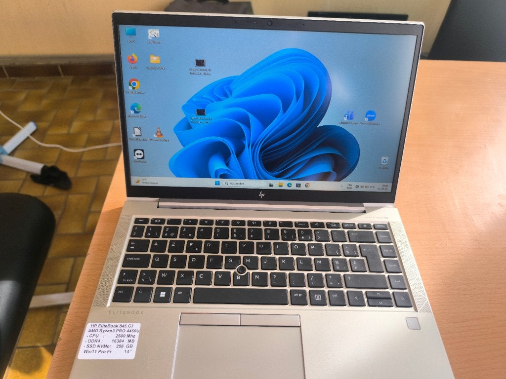 HP élite 845 G7, Hp, 256 GB, 14 pouces, Enlèvement