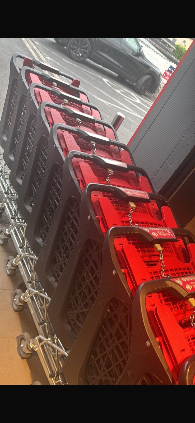 Carrefour Market grand chariots, Moins de 60 litres, Enlèvement, Comme neuf, Autres types