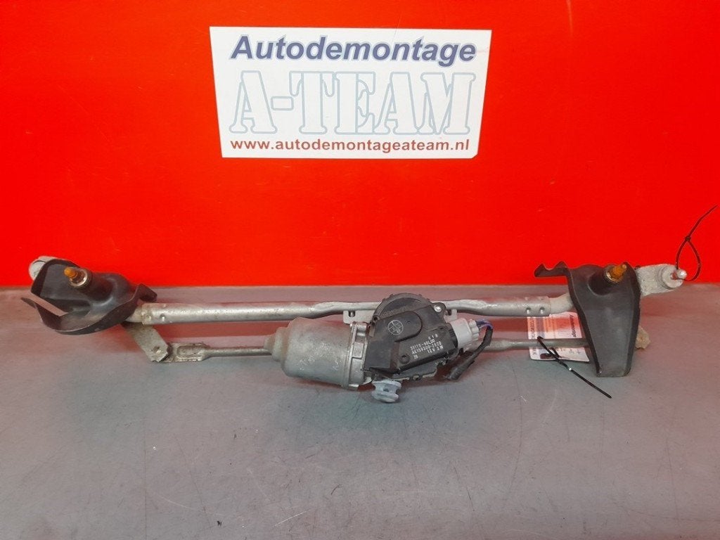 MOTEUR + TRINGLERIE ESSUIE GLACE AVANT Swift (ZA / ZC / ZD), Suzuki-Allee 7
64625  Bensheim, DE, Suzuki Deutschland GmbH, Kontakt@suzuki.de
