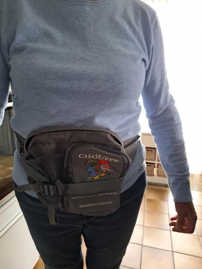 Le sac banane La Chouffe n'a jamais été utilisé., Collections, Enlèvement ou Envoi
