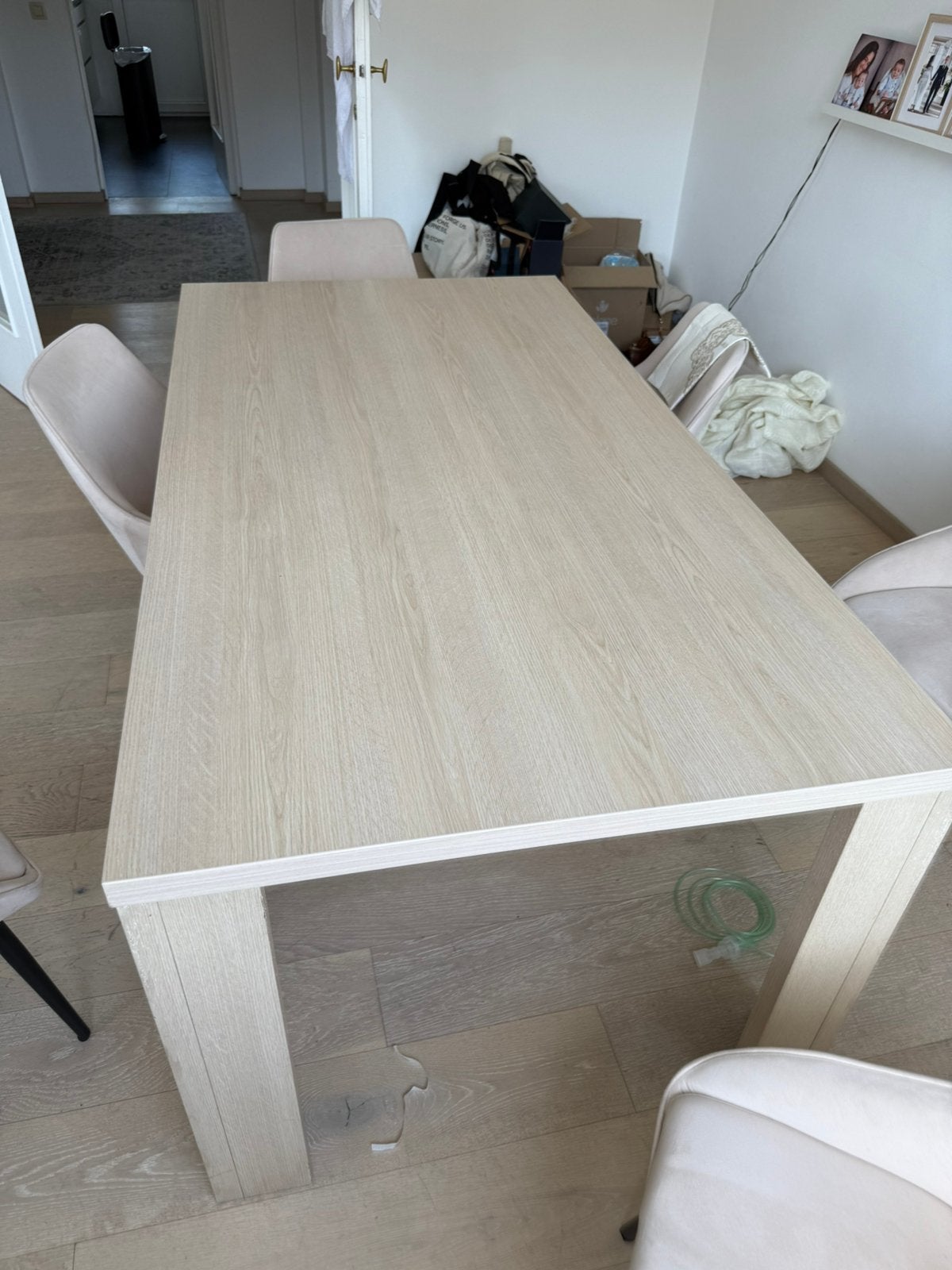 Table a donner, Ophalen