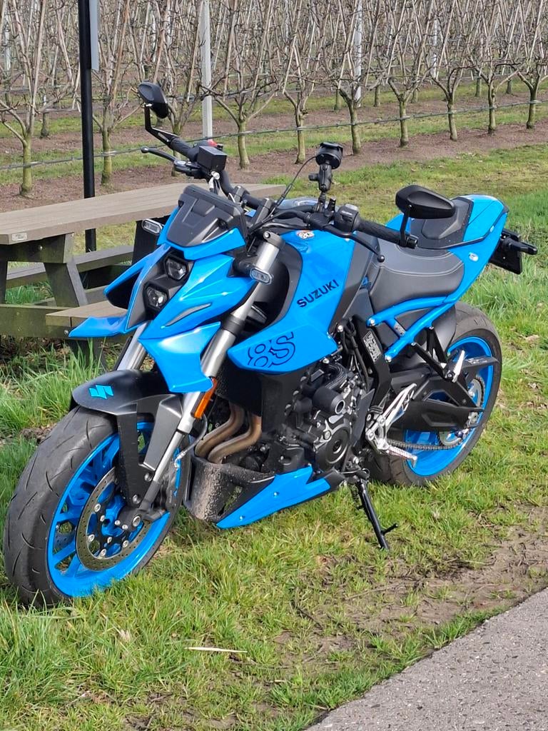 Suzuki gsx 8s  2024. Full option, Motos, Motos | Suzuki, Particulier