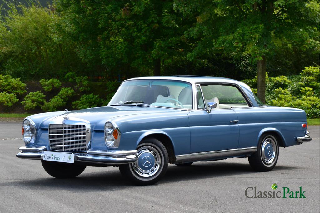 Mercedes-Benz 200-serie 280 SE 3.5 V8 (bj 1971, automaat), Achterwielaandrijving, Blauw, 3499 cc, 2 deurs