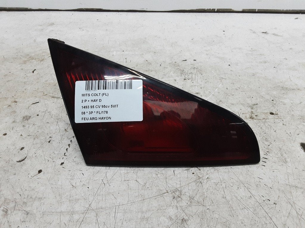 PANNEAU ARRIÈRE GAUCHE AVEC LAMPE Colt (Z2 / Z3), Autos : Pièces & Accessoires, Mevr. I. Hauben, Utilisé, Mitsubishi, Rue de l'Espoir 34 34
4030  GRIVEGNÉE, BE