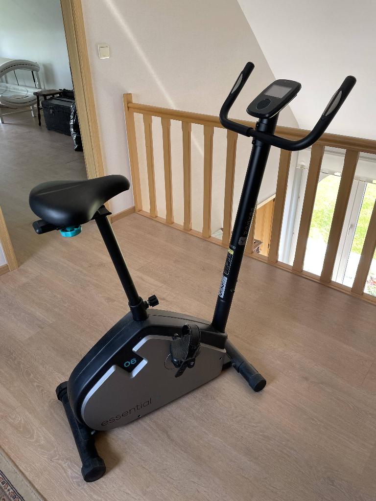 Vélo d’appartement Domyos Essential 06 + X07, Enlèvement, Comme neuf, Jambes, Vélo d'appartement