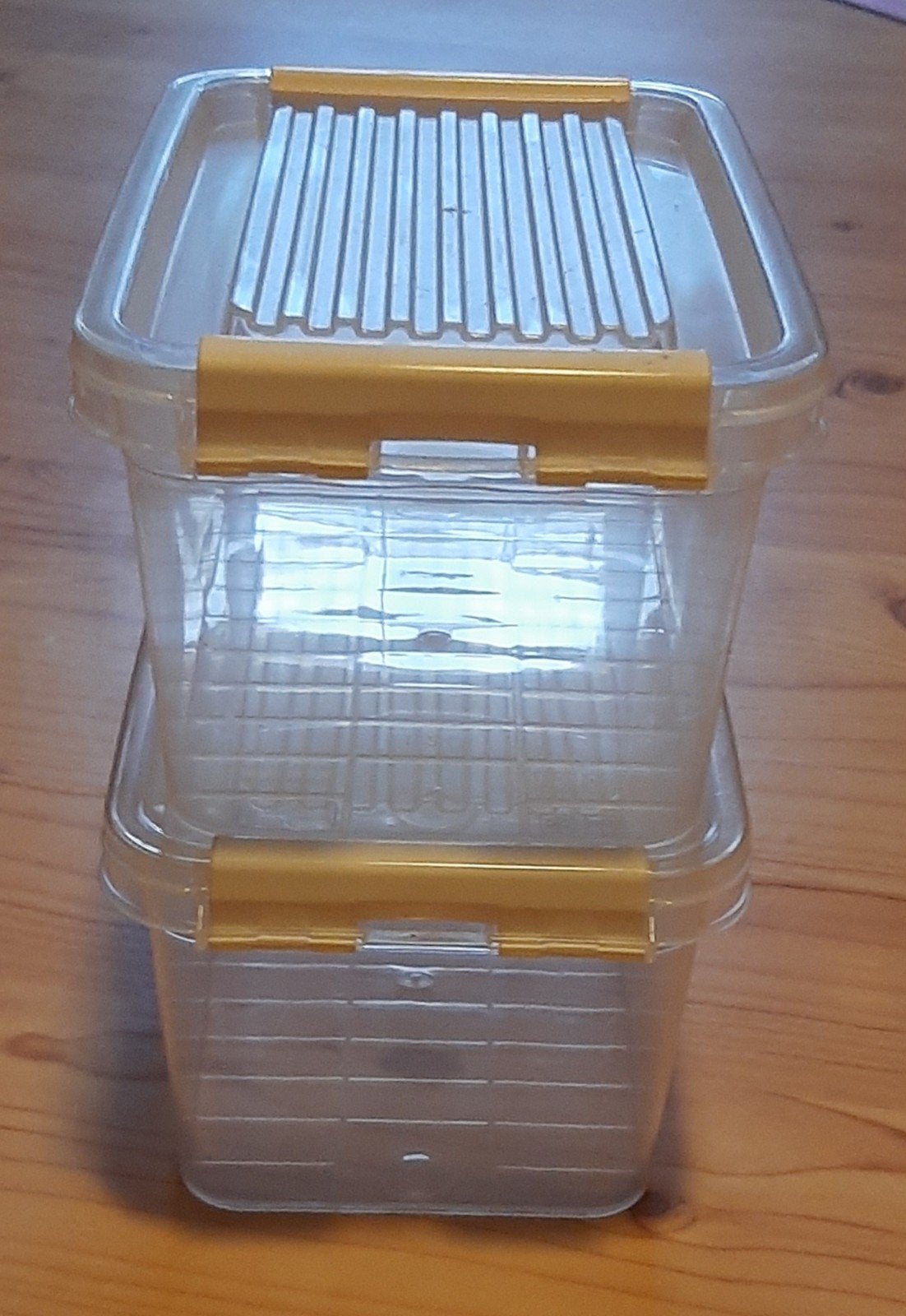 Lot de petites 2 boîtes de rangement 4 eur pièce, Maison & Meubles, Cuisine| Tupperware, Enlèvement ou Envoi, Comme neuf, Boîte de conservation