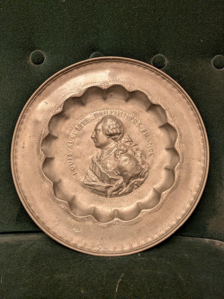 Antiek tinnen herdenkingsbord Lodewijk de veertiende, Antiek en Kunst, Antiek | Tin, Ophalen of Verzenden