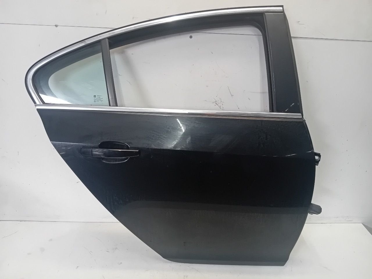 Portier rechts achter Opel Insignia, Onderdelen@venauto.nl, Van der Ven Autorecycling B.V., Gebruikt, Ettenseweg 76, 4706 PB Roosendaal, The Netherlands