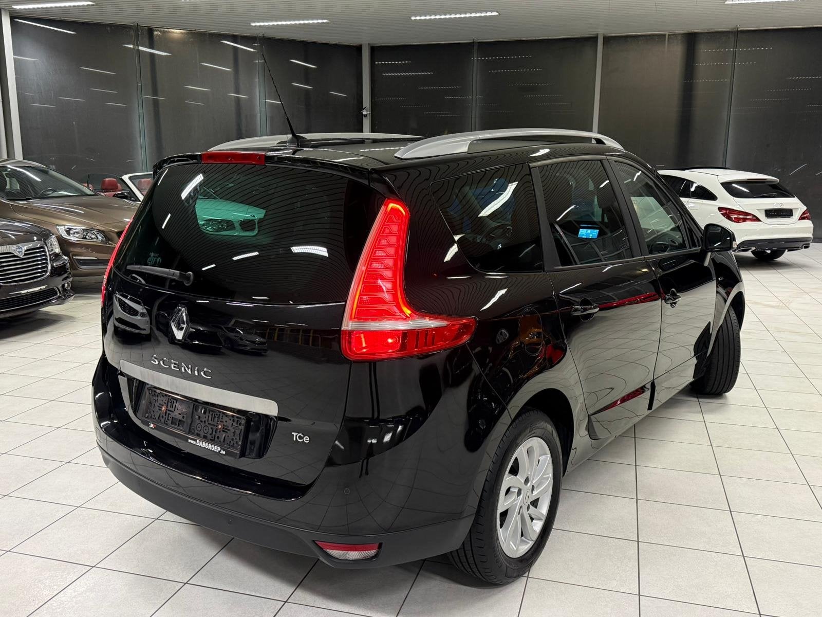 Renault Megane Scenic, Voorwielaandrijving, Monovolume, Gebruikt, Euro 6