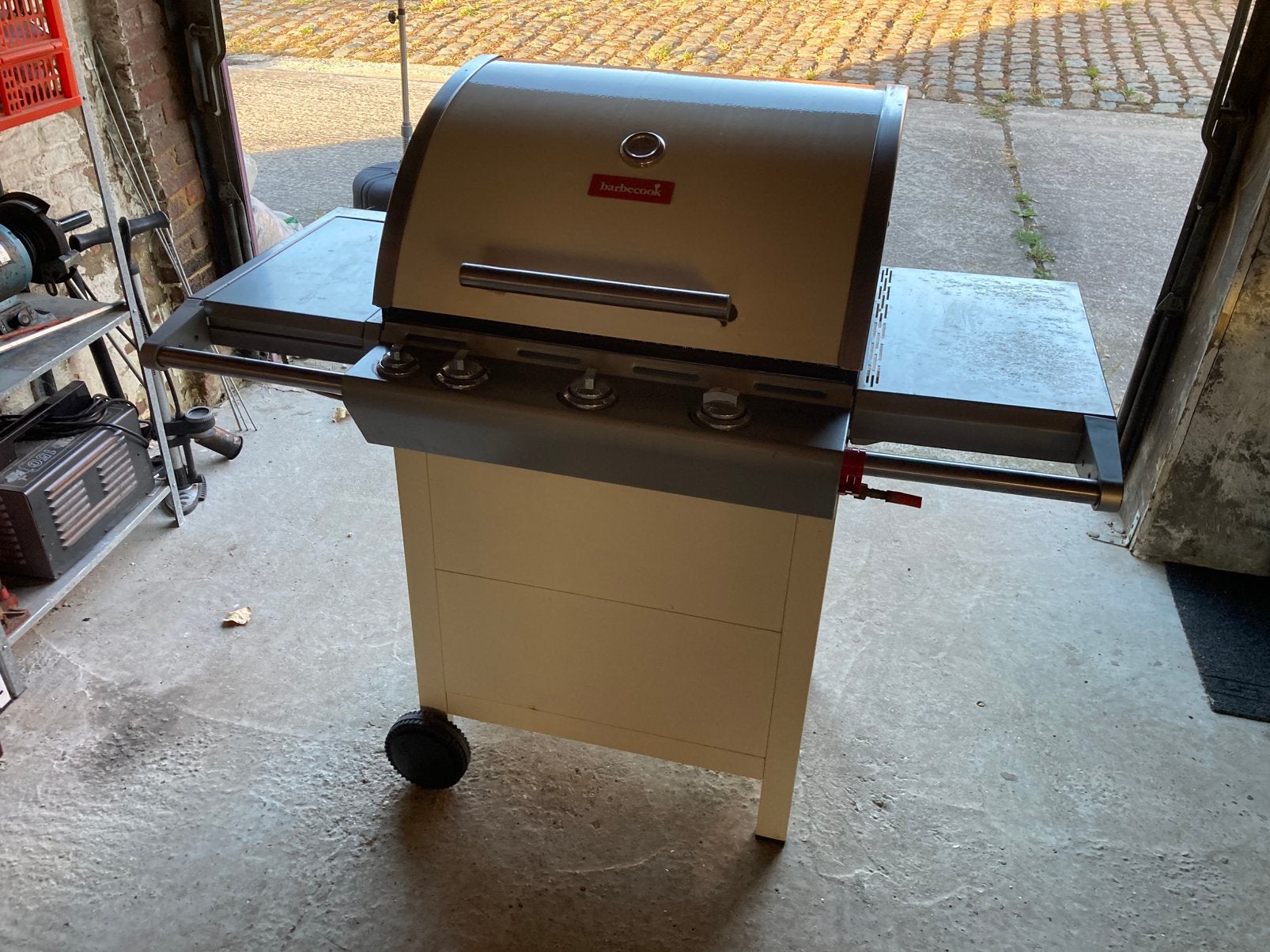 Gas barbecu, Ophalen, Zo goed als nieuw