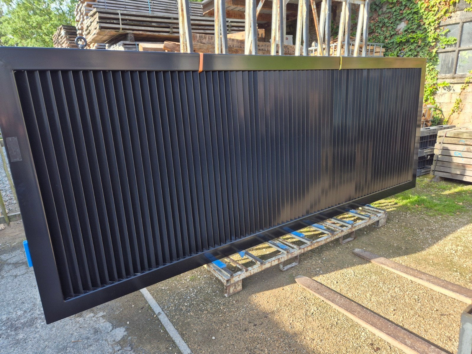 zwart metalen hek poort draaihek vleugel, Tuin en Terras, Tuinpoorten, Ophalen