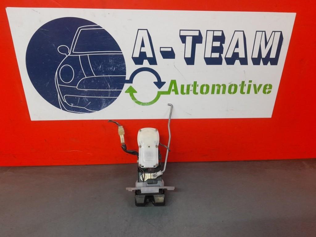 SLOTVANGER ACHTERKLEP Suzuki Wagon-R+ (RB) (01-2000/03-2008), Gebruikt, Suzuki