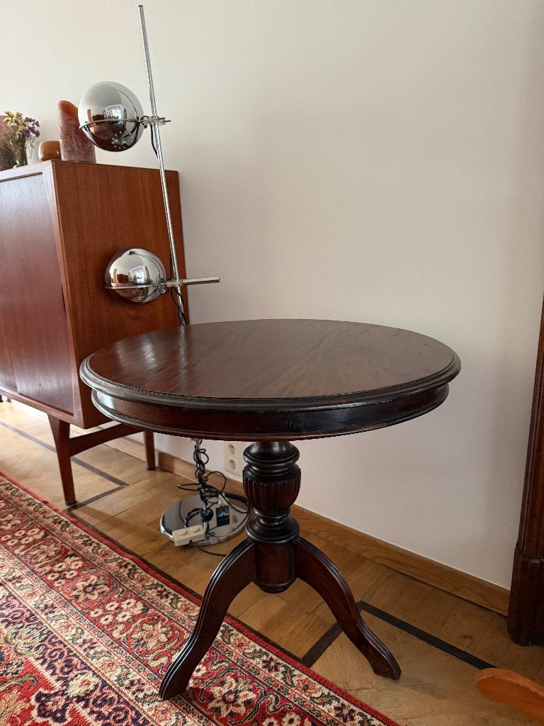 ronde bijzettafel Mahonie, Ophalen