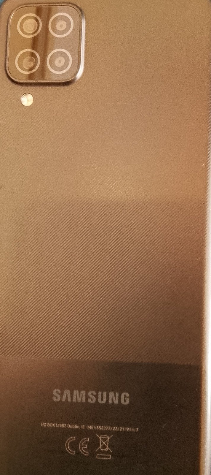 samsung A12, Enlèvement