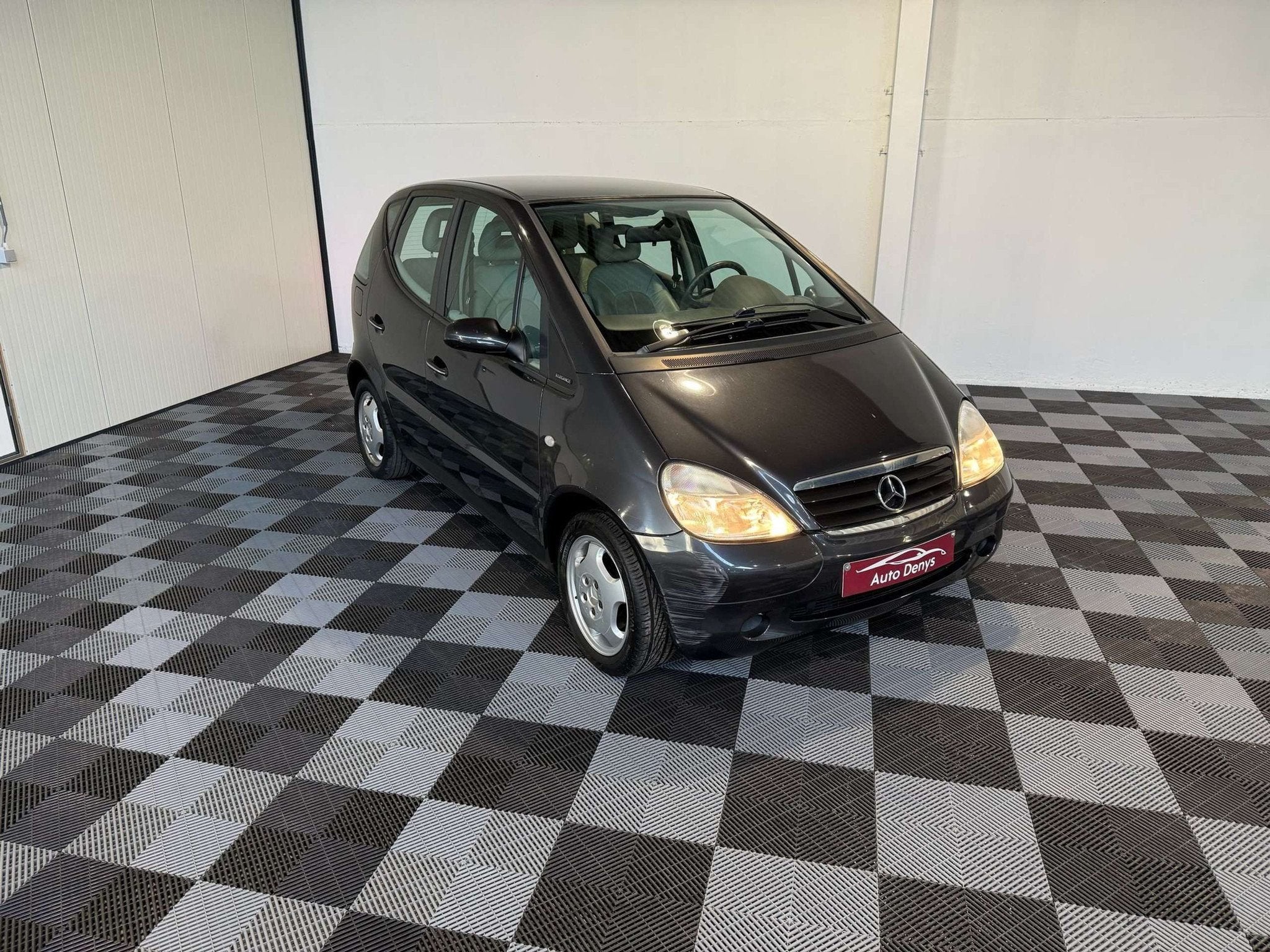 Mercedes-Benz A-Klasse A140 Benz AUTOMATIQUE bj. 2000 109DKM, Autos, Argent ou Gris, Achat, Entreprise, Automatique