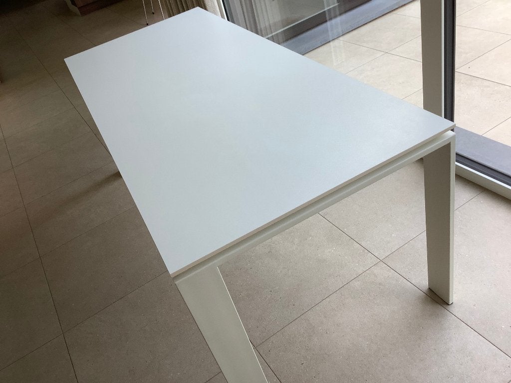 Design tafel Kartell Four, Ophalen