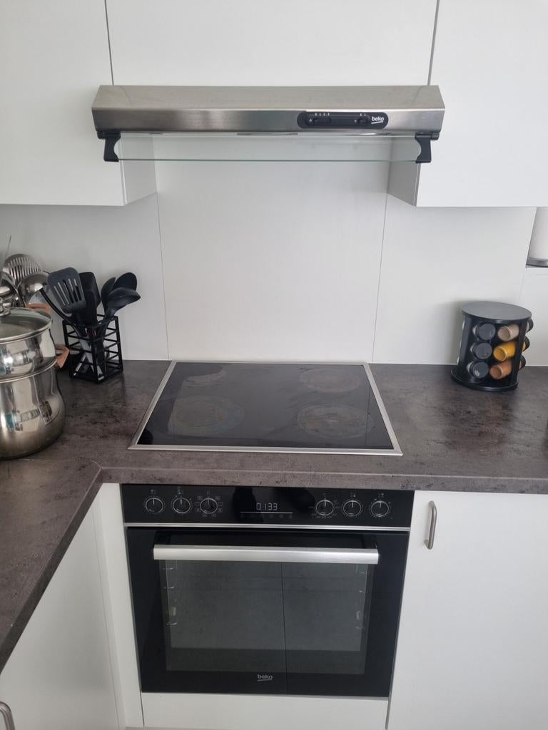 Set van beko damkap en kookplaat, Ophalen of Verzenden