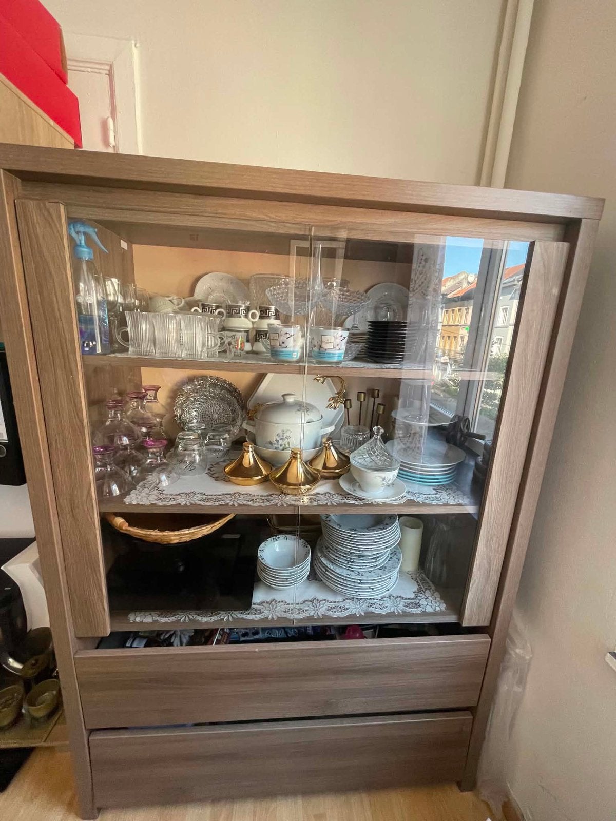 Buffet / Vitrine en bois + Tout son contenu NEUF à vendre, Maison & Meubles, Enlèvement, Comme neuf, Verre