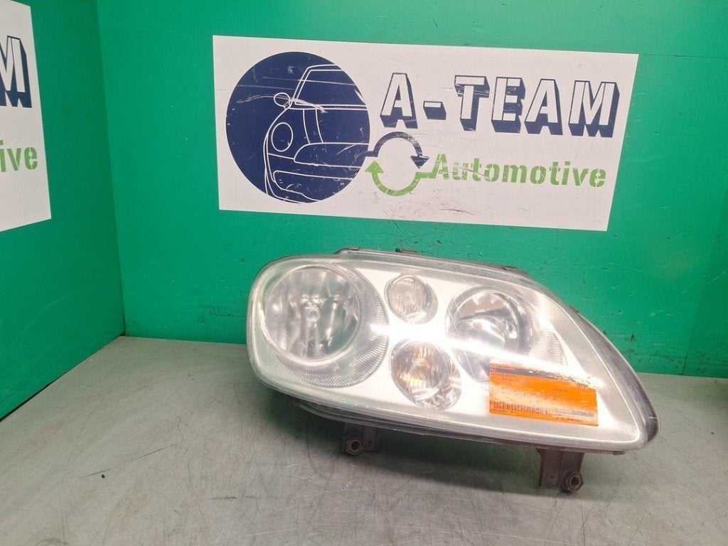 PHARE / OPTIQUE AVANT DROIT Volkswagen Touran (1T1 / T2), Utilisé, Volkswagen