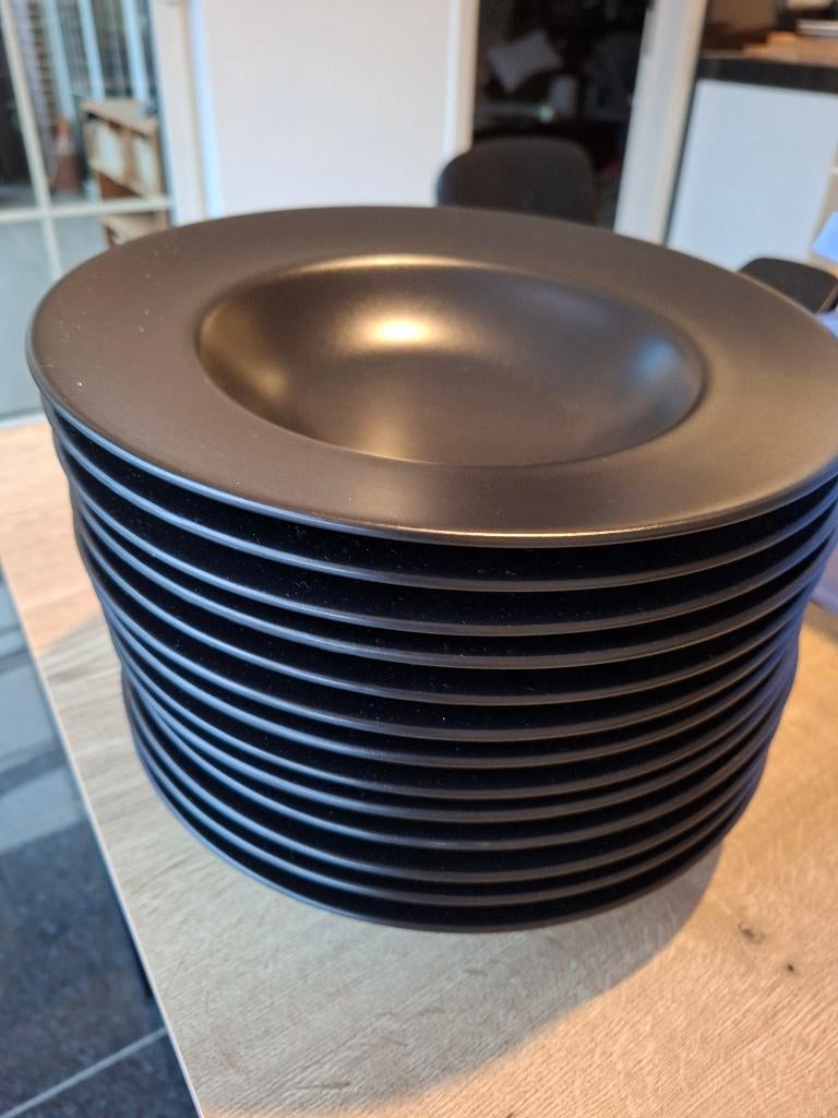 Borden zwart Cosy en trendy (Beringen), Neuf, Uni, Assiettes(s), Céramique