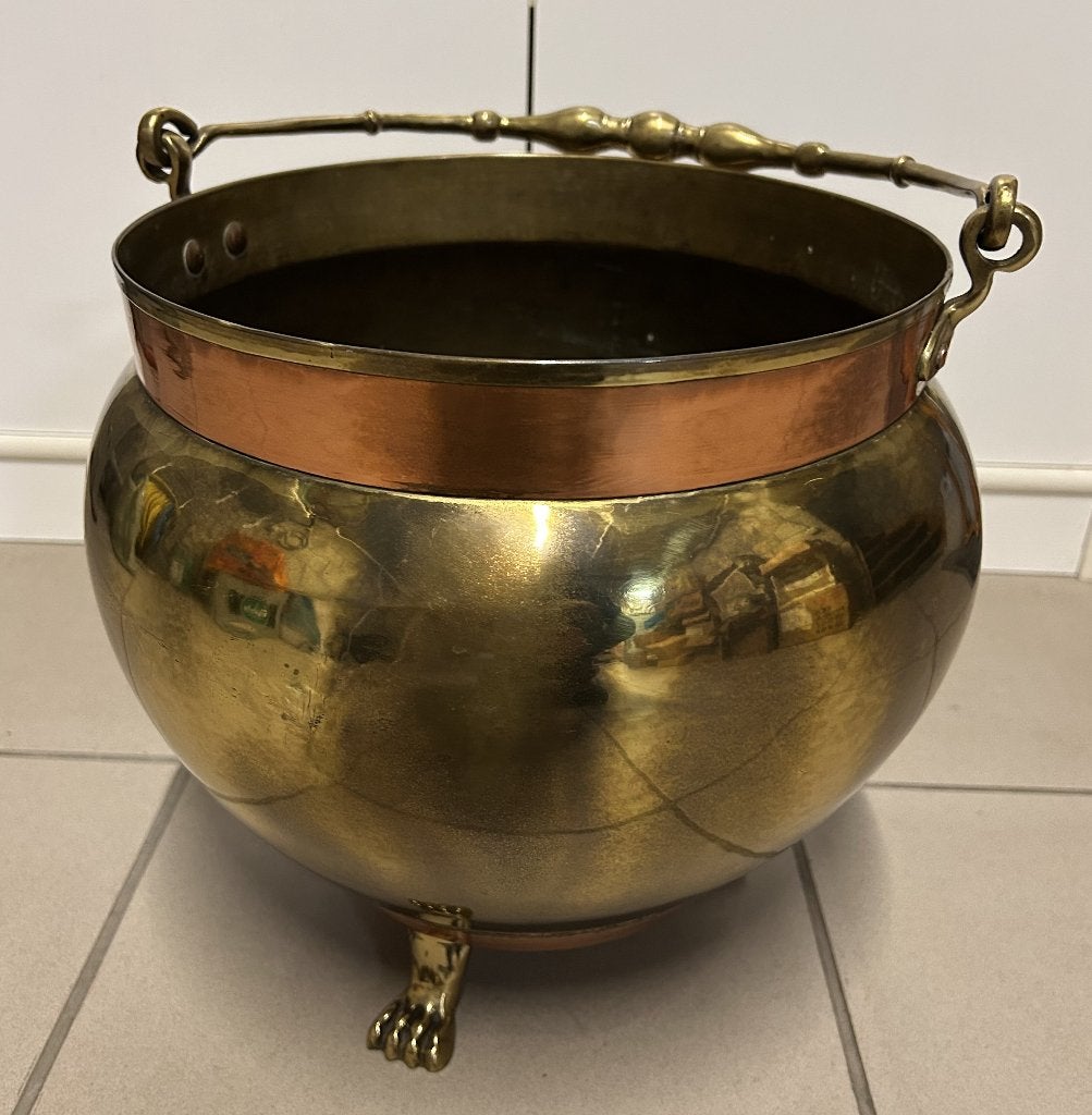 Rood/Geel Koperen Pot op 3 voetjes, Ophalen of Verzenden, Koper