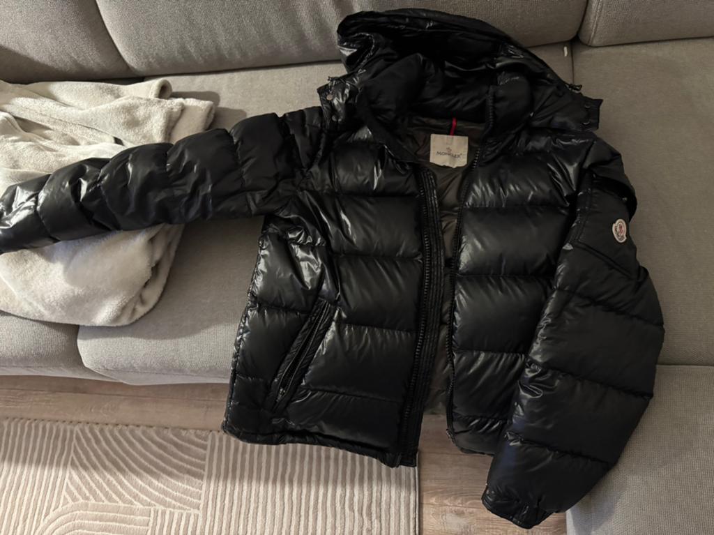 Doudoune moncler en super etat, Enlèvement, Comme neuf