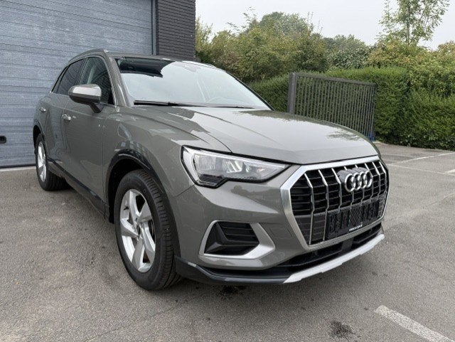 Audi Q3 35 TFSI 150PK S tronic Trekhaak Sportzetels Camera, Autos, Argent ou Gris, Achat, 1800 kg, Entreprise