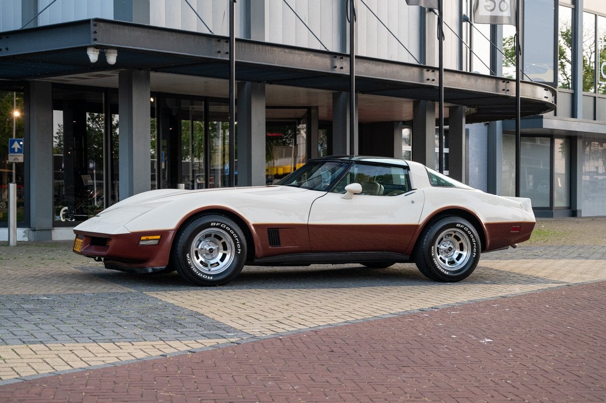 Chevrolet Corvette C3, Autos, Cuir, Achat, Intérieur cuir, Entreprise