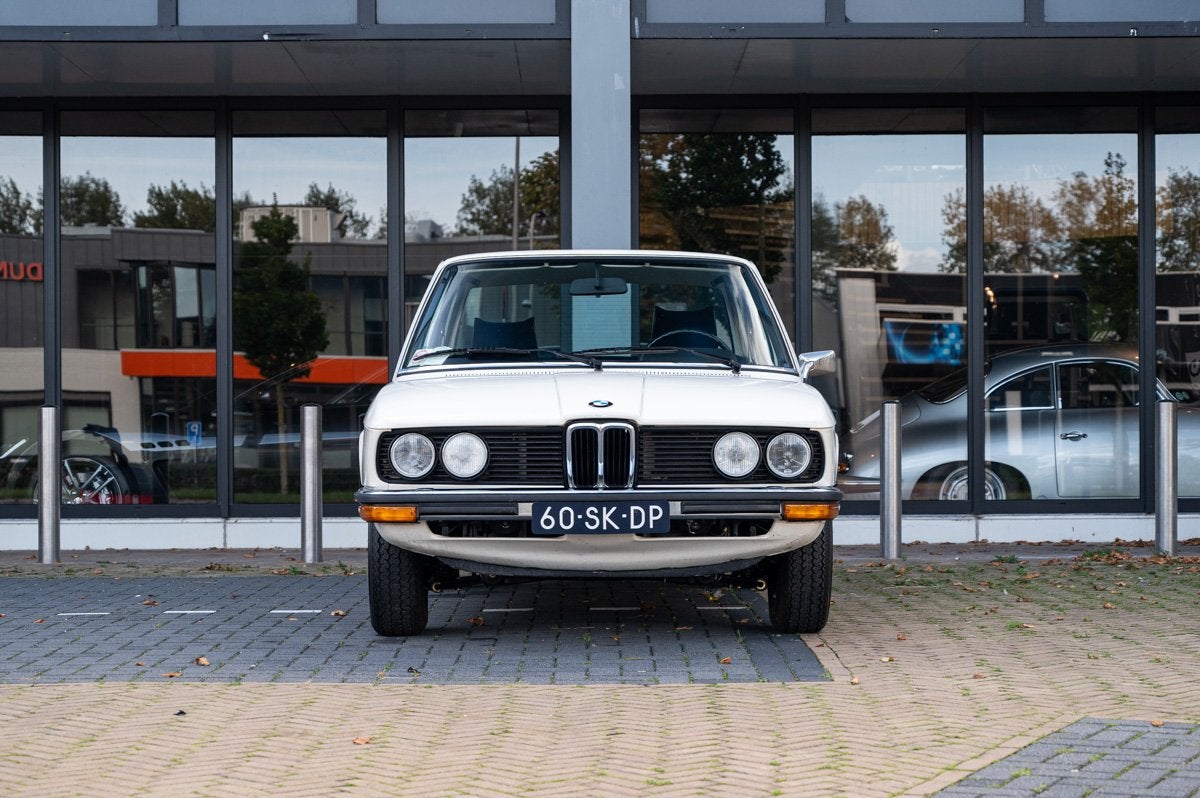 BMW 5 Serie 520 (E12) (bj 1978), Auto's, BMW, 90 kW, 4 deurs, Gebruikt, Wit