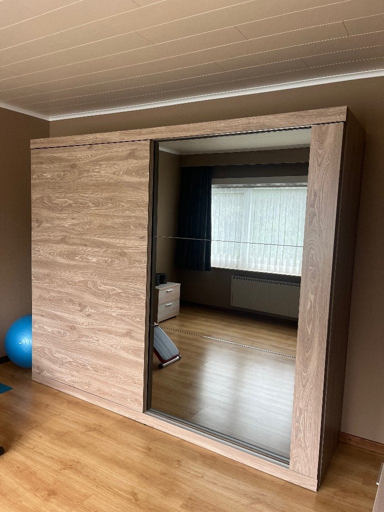 Kleerkast García 2 schuifdeuren., Huis en Inrichting, Kasten | Kleerkasten, 200 cm of meer, Nieuw, 200 cm of meer, Modern