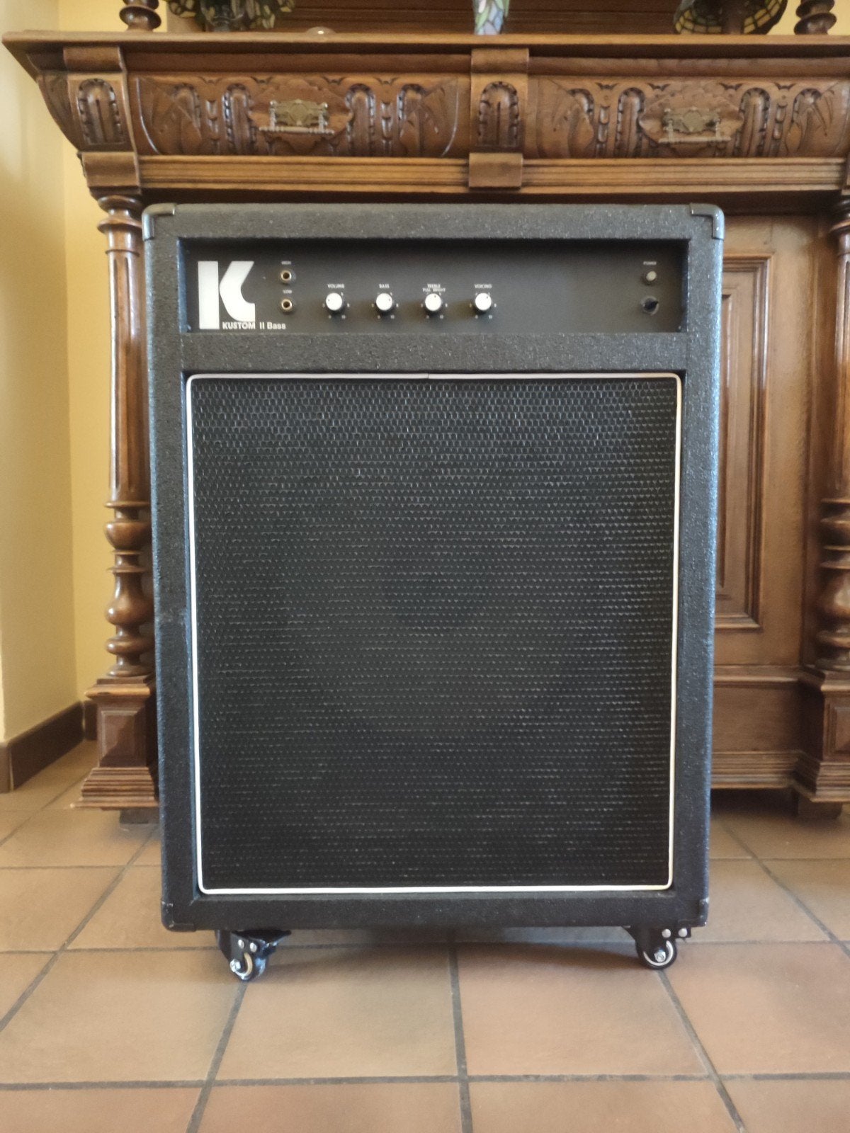 KUSTOM II Bass amp 15" made in USA 70s
