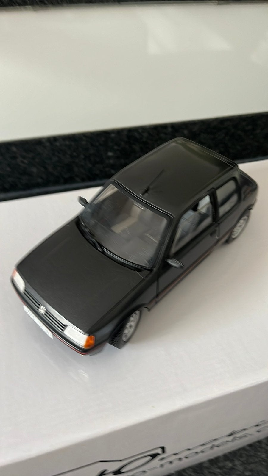Solido Peugeot 205 GTI, Hobby & Loisirs créatifs, Voitures miniatures | 1:18, Enlèvement ou Envoi, Comme neuf, Solido