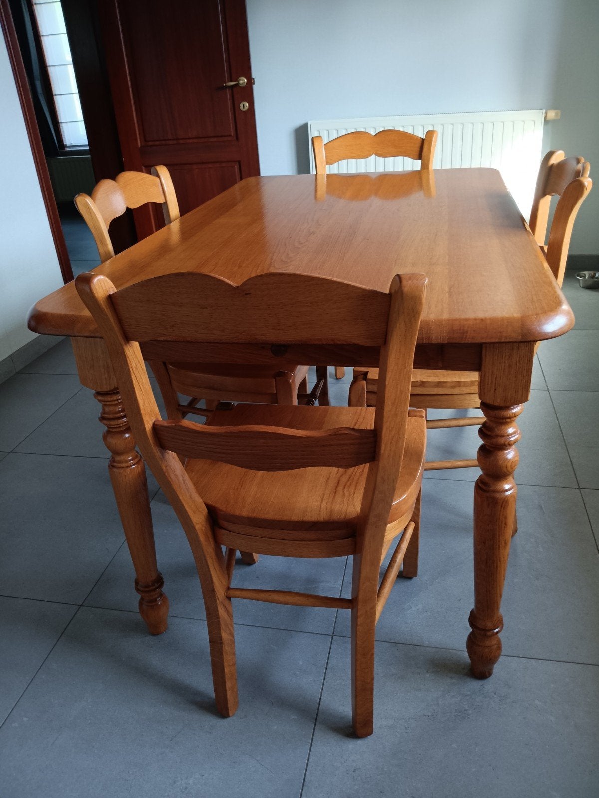 Eiken keukentafel met 4 stoelen, Ophalen