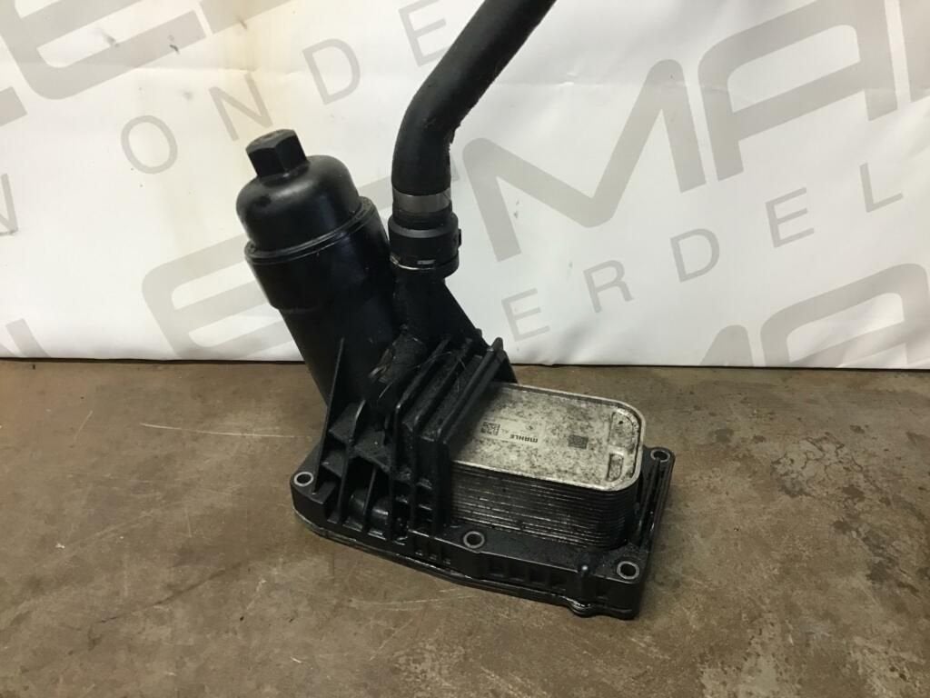 Oliefilterhuis n47d20c BMW 320d ('08-'12) 70377354, -, Utilisé, -, -