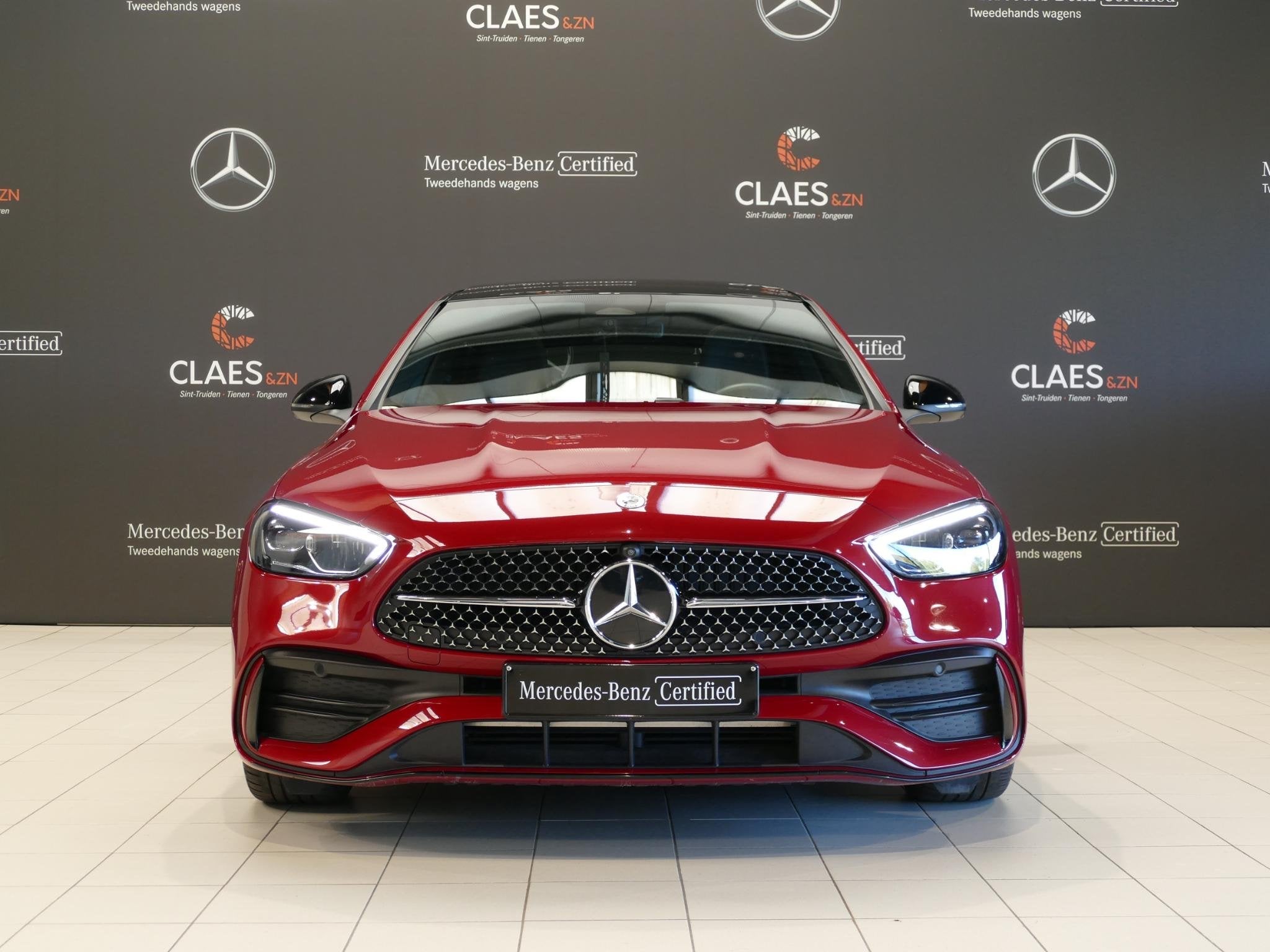 Mercedes-Benz C-Klasse Berline 180 Star Edition - DOS 8813, Autos, Rouge, Achat, 1800 kg, Entreprise