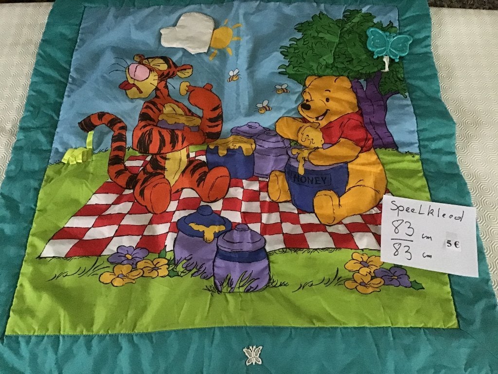 tapis de jeu 83 cm par 83 cm et autre tapis de jeu, Enfants & Bébés, Enlèvement ou Envoi, Comme neuf