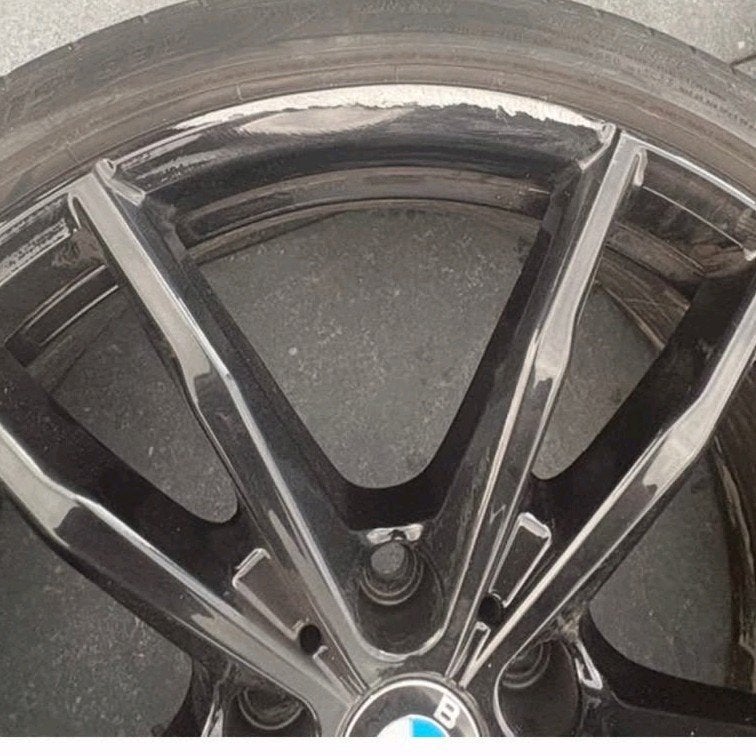 Réparation jante voiture fissuré ou griffer voiler liege