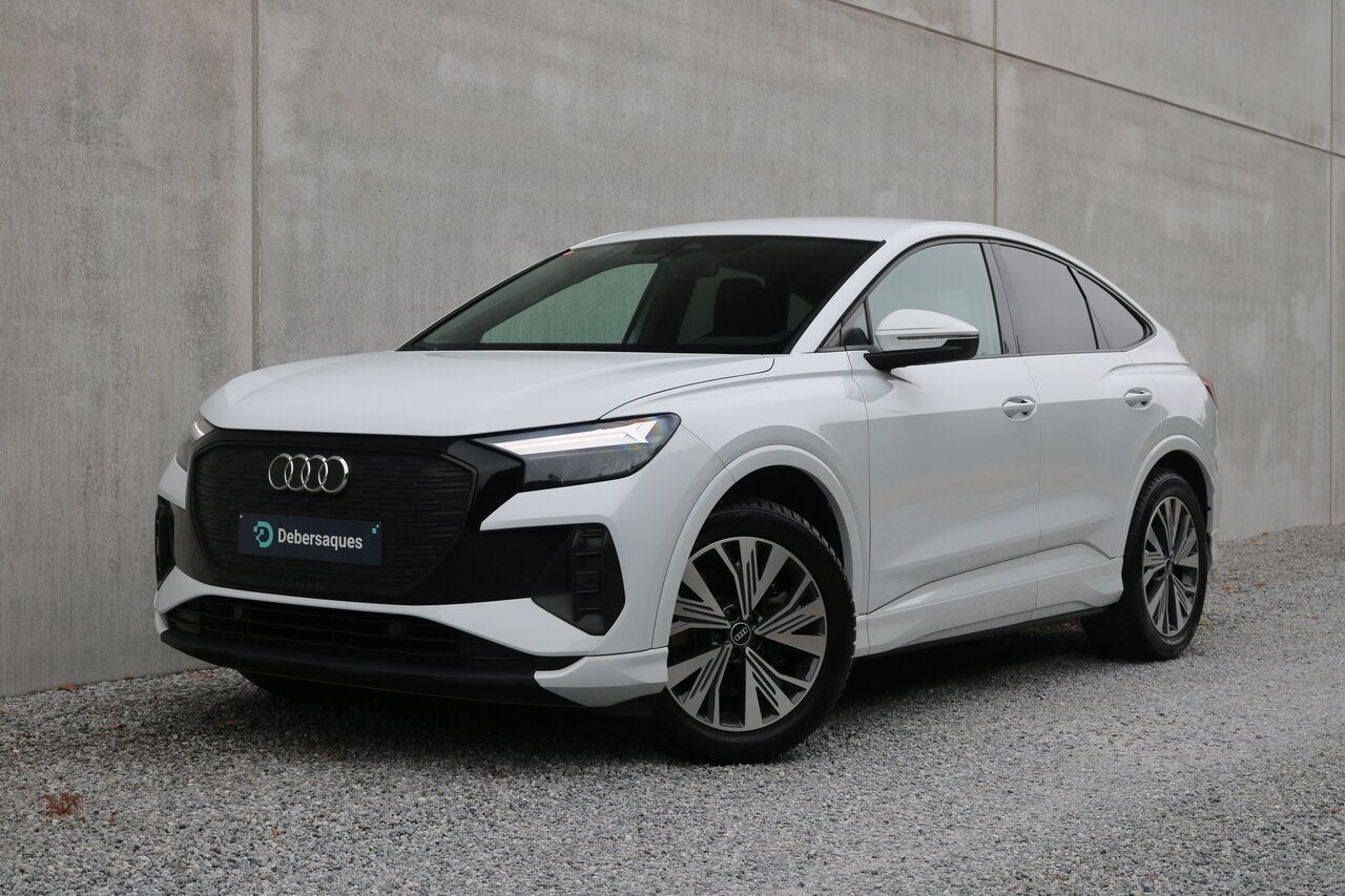 Audi Q4  E-tron 40 APP PSENS+ CAM, 0 kg, Wit, 5 zetels, SUV of Terreinwagen
