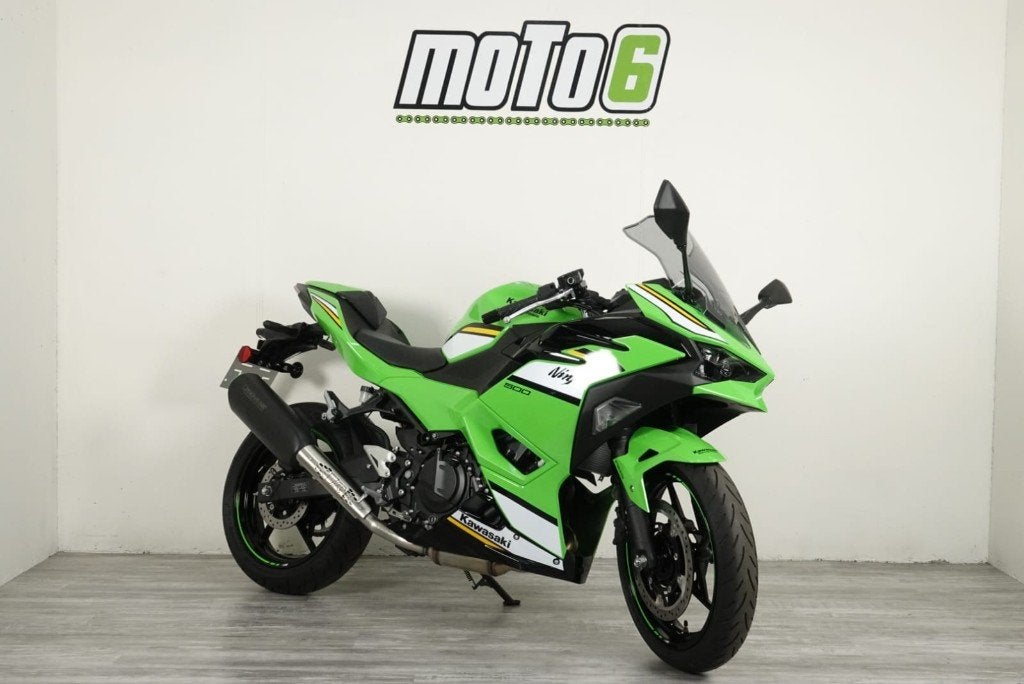 Démonstration des performances de la Kawasaki Ninja 500, Motos, Motos | Kawasaki, ABS, Tourisme, Entreprise, Occasion