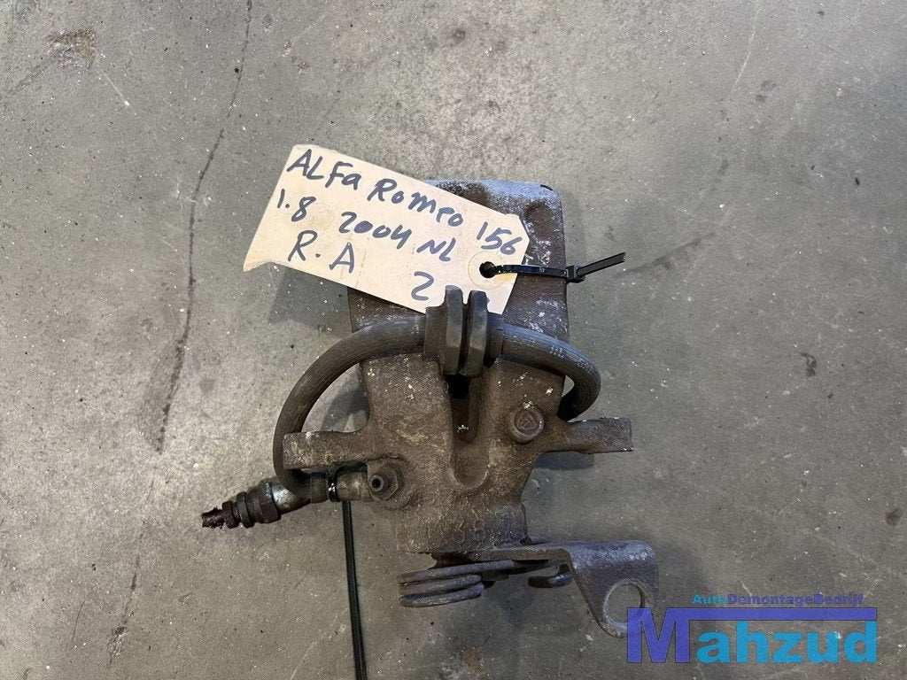 ALFA ROMEO 156 rechts achter remklauw 1997-2005, Dpofca@stellantis.com, Stellantis Europe S.p.A., Utilisé, Alfa Romeo